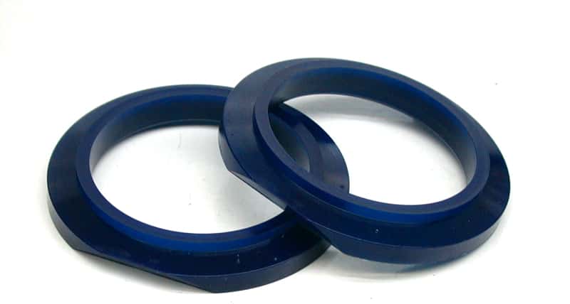 Superpro — SuperPro Triumph 2000/2500 Front Spr Seat
Bushing Kit - view 2