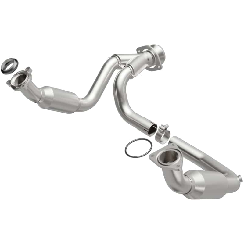 Magnaflow — MagnaFlow Conv DF 2007-2008 Cadillac Escalade 6.2L
California - view 1