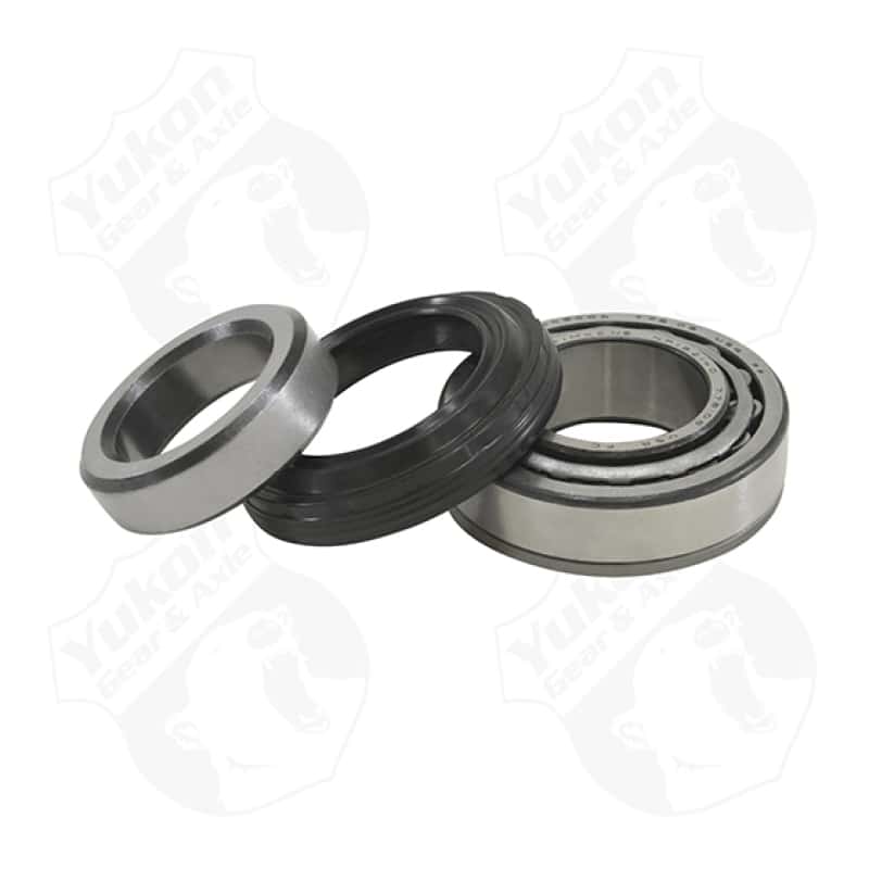 Yukon Gear & Axle — Yukon Gear Super Dana 44 & Super Model 35 Replacement Axle Bearing Kit
Axle bearing & seal 
Axle bearing/seal - view 2