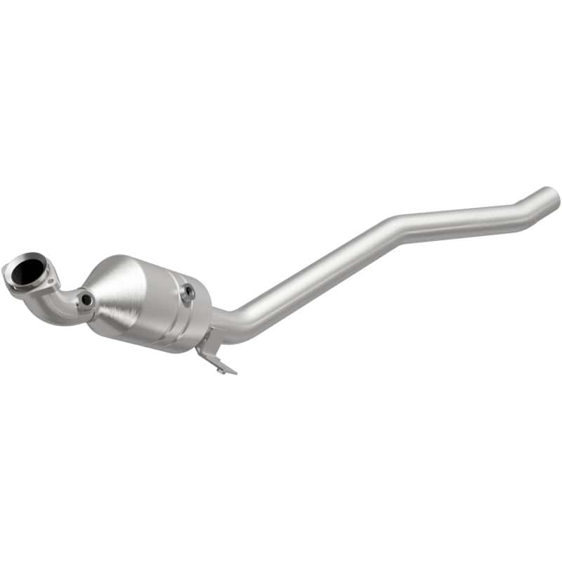Magnaflow — Magnaflow Conv DF 2006-2011 R350 3.5 L Underbody
OEM Grade
OEM - view 2
