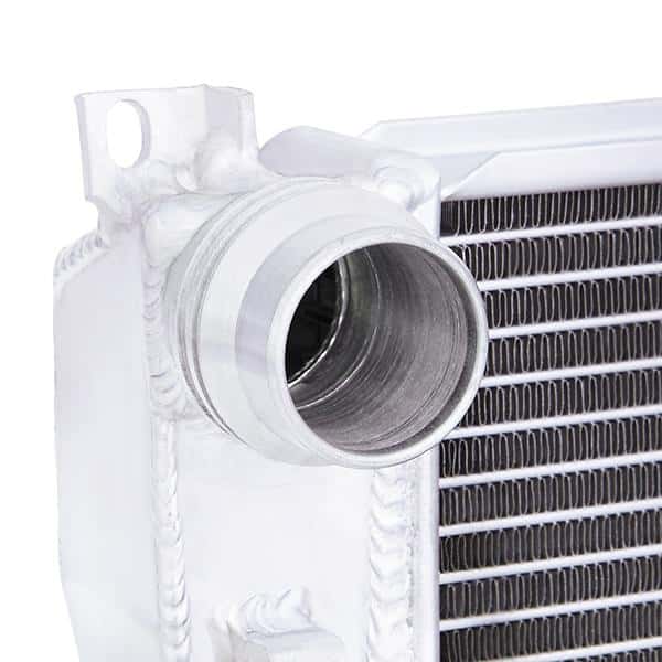 Mishimoto — Mishimoto 99-06 BMW 323i/323i/328i/330i w/ Auto Transmission Performance Aluminum Radiator - view 6