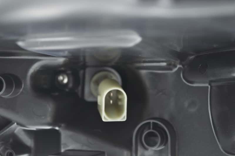 Hella — Hella 2010-2012 Mercedes-Benz GL350 Bi-Xenon Headlight Assembly - view 18