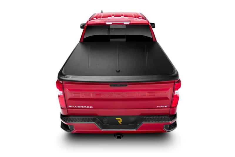 Undercover — UnderCover 19-20 Chevy Silverado 1500 5.8ft SE Bed Cover - Black Textured - view 12