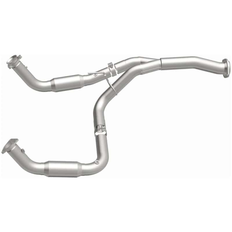 Magnaflow — Magnaflow 11-15 Chevrolet Silverado 2500 HD 6.0L Direct Fit Converter
California - view 32