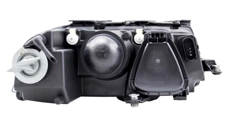 Hella — Hella 2001-2005 Volkswagen Passat Halogen Headlight Assembly - view 10