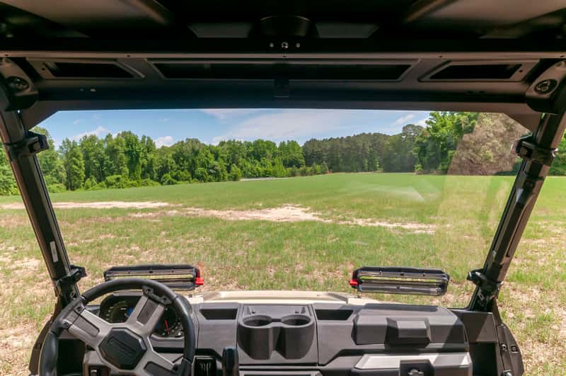 Seizmik — Seizmik 15-23 Polaris Ranger 500/ 570/ EV Mid-Size Pro-fit Tool-Less Windshield Vented HC - view 4