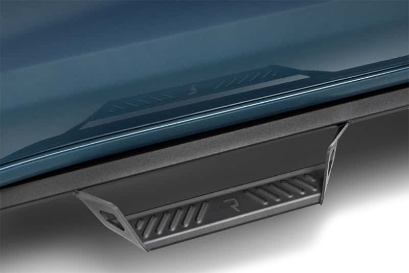 N-Fab — N-Fab Predator Pro 19-20 Chevy/GMC 1500 Crew Cab - Cab Length - Tex. Black
PP 19-25GM1500CrwTX - view 3