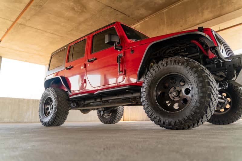 DV8 Offroad — DV8 Offroad 07-18 Jeep Wrangler JK (4 Door Only) OE Plus Side Steps
Jeep Side Steps - view 16