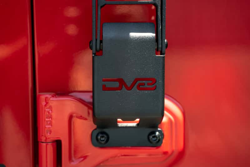 DV8 Offroad — DV8 Offroad 07-23 Jeep Gladiator/Wrangler JT/JK/JL Hinge Mounted Step
Jeep HingeMount Step - view 5