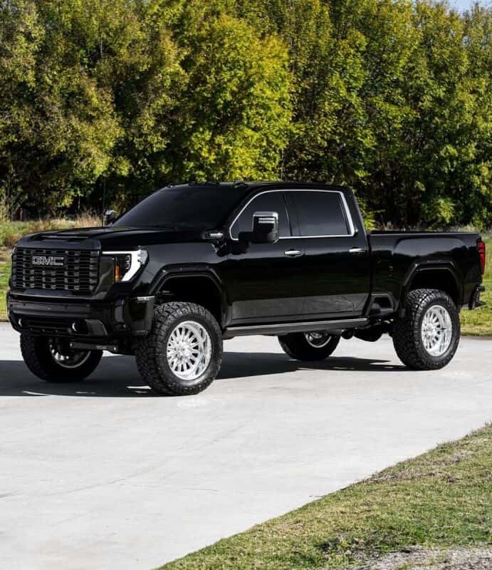 Cognito — Cognito 20-24 Chevy/GMC Silv/Sierra 2500/3500 HD 2WD/4WD 4in Elite Lift Kit w/ Elka 2.5 RR Shocks
Suspension Lift Kit - view 4