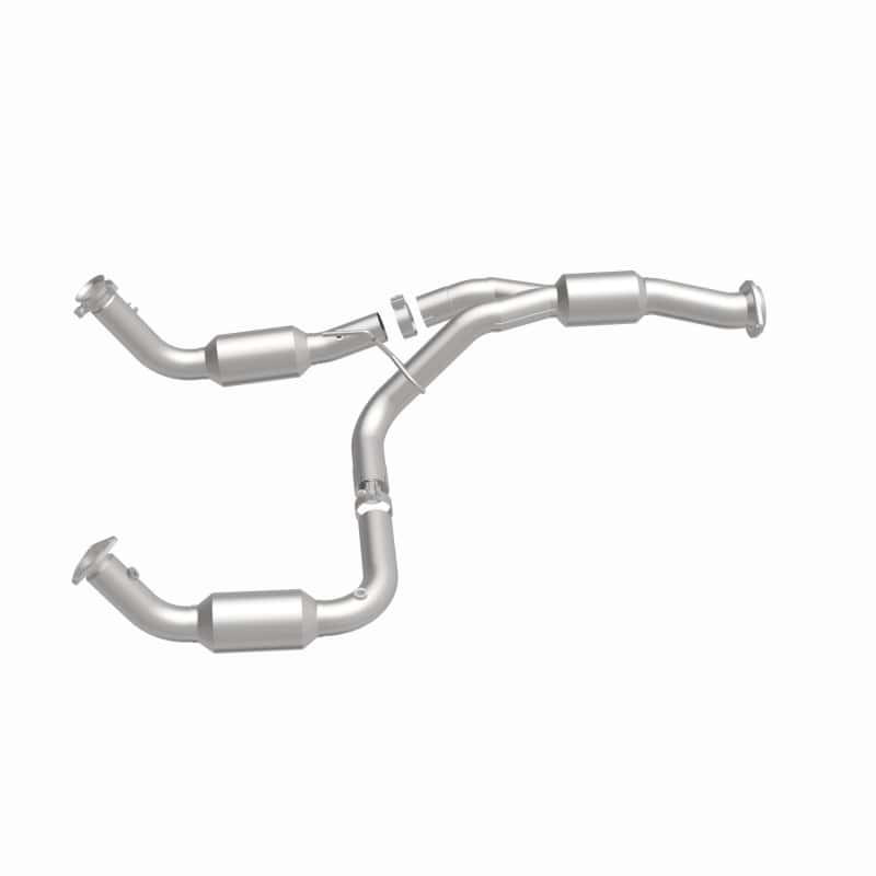 Magnaflow — Magnaflow 12-17 Chevrolet Express 3500 6.0L Direct Fit Converter
California - view 11