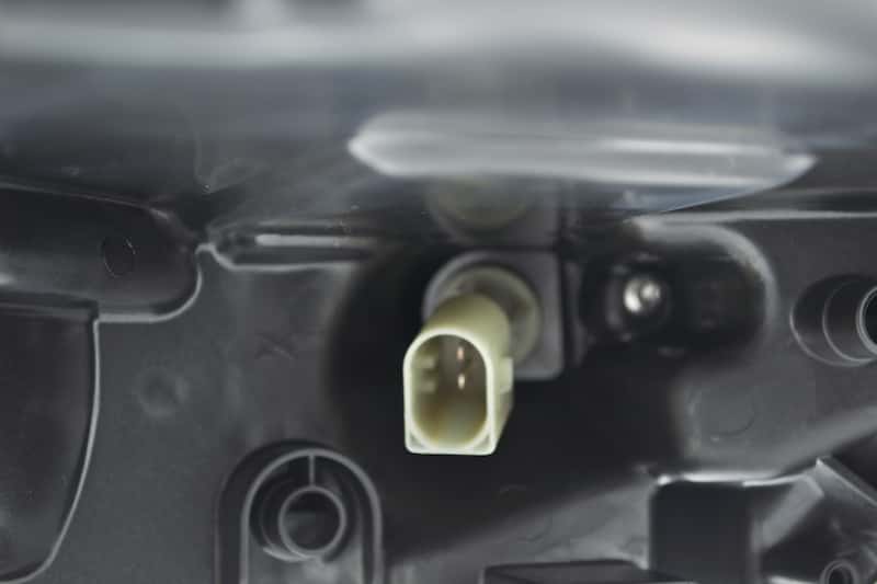 Hella — Hella 2010-2012 Mercedes-Benz GL350 Bi-Xenon Headlight Assembly - view 9