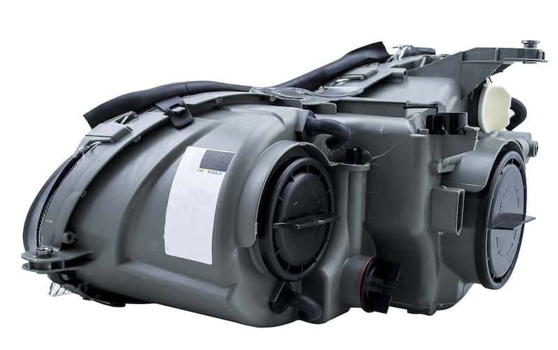 Hella — Hella 2003-2006 Mercedes-Benz C55 CLK55 AMG Halogen Headlight Assembly - view 8