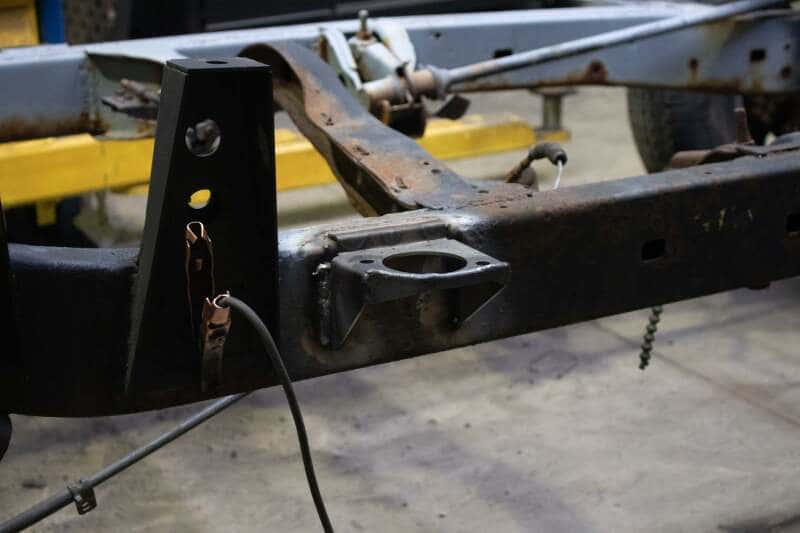 RustBuster — Rust Buster 88-95 Toyota Pickups Middle Body Mount- (Left) - view 3