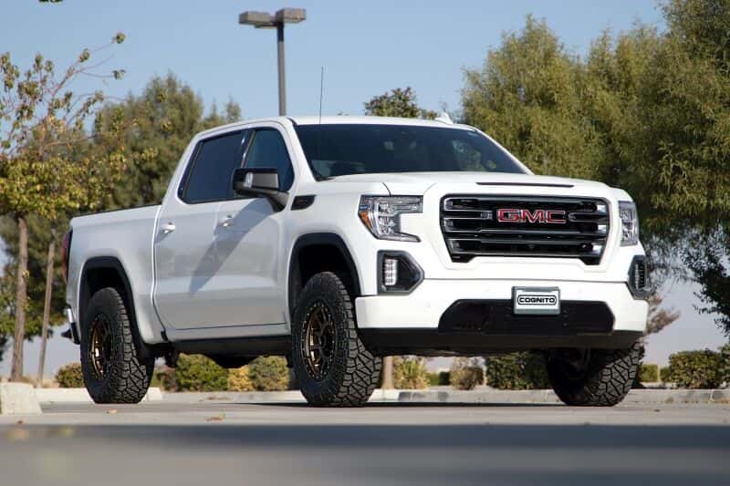 Cognito — Cognito 19-24 Chevy/GMC Silverado/Sierra 1500 2WD/4WD 3in Standard Leveling Lift Kit
Suspension Lift Kit - view 2