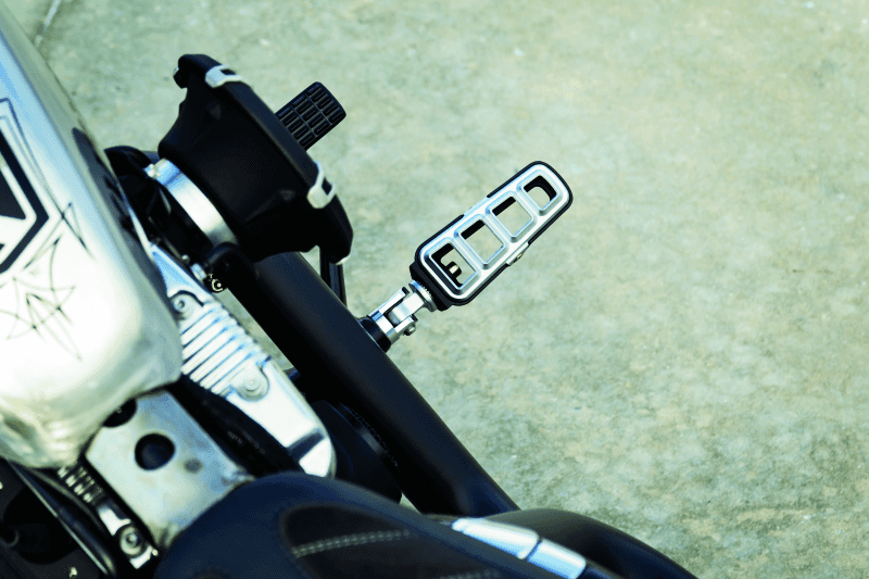 Kuryakyn — Kuryakyn Dillinger Pegs Without Adapter Silver - view 2