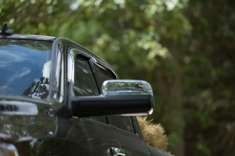 AVS — AVS 2019 RAM 1500 Crew Cab Ventvisor Outside Mount Front & Rear Window Deflectors 4pc - Chrome
CHROME VENTVISO 4 PC
Side Window Vent - view 3