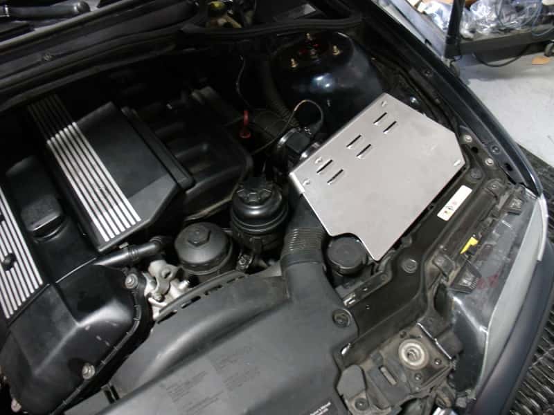 Injen — Injen 99-00 BMW 323i E46 2.5L/99-00 328 E46 2.8L/01-05 325 E46 2.5L Wrkl Blk Short Ram Intake w/MR
Short Ram Intake
Air Intake Kit - view 4