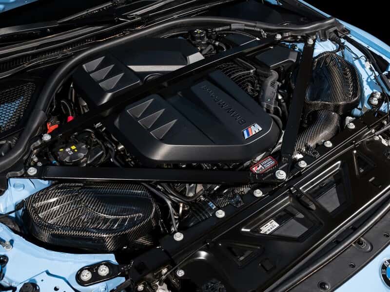 AWE Tuning — AWE BMW 2021+ G8X M3/M4 S-Flo Carbon Intake - view 4