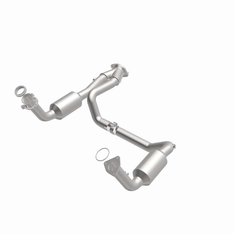 Magnaflow — MagnaFlow Conv Direct Fit OEM 2005 GMC Sierra/Chevrolet Silverado 1500/Cadillac Escalade Underbody
California - view 29