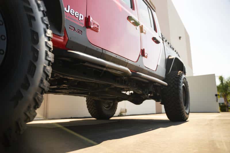 DV8 Offroad — DV8 Offroad 20-23 Jeep Gladiator JT Body/Pinch Weld Mounted Step
Side Steps - view 6