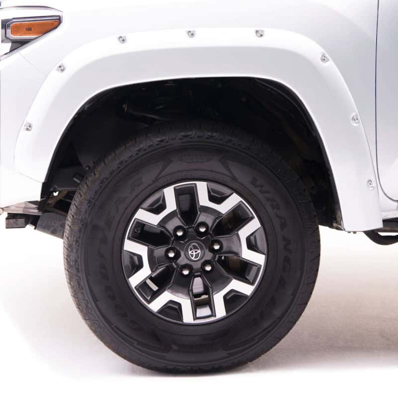 EGR — EGR 14+ Chev Silverado 6-8ft Bed Bolt-On Look Color Match Fender Flares - Set - Summit White
BOLTON FF COLOR MTCH
791574-GAZ-FF Chevt
BOLTON FF PAINTED - view 8