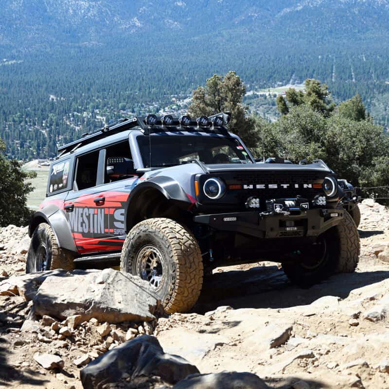 Superwinch — Superwinch 10000 LBS 12V DC 3/8in x 54ft Synthetic Rope Scorpion 10000SR Winch - Black Powdercoat
Winch - view 4