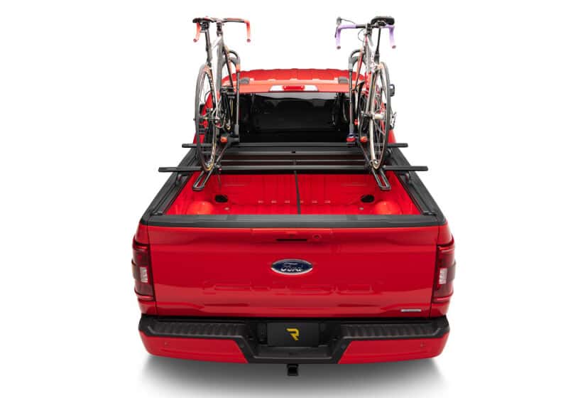 Roll-N-Lock — Roll-N-Lock 19-22 Chevrolet Silverado 1500 (w/o Carbon Pro - 79.4in.) M-Series XT Retractable Cover - view 13