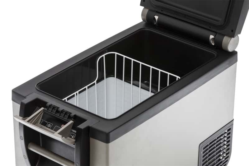ARB — ARB Fridge 50 Quart Classic Series Plug B Usa Spec
Fridge - view 17
