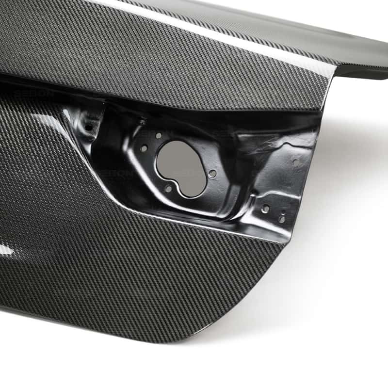 Seibon — Seibon 13-18 Lexus GS OEM Carbon Fiber Trunk Lid - view 10