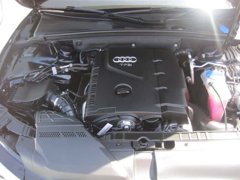 K&N Engineering — K&N Audi A4 1.8L Drop In Air Filter
Replacement Air Filt
Air Filter - view 3