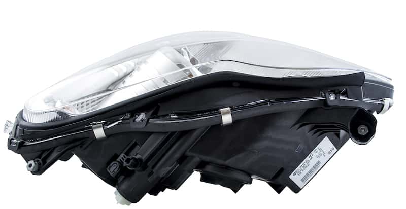 Hella — Hella 2006-2011 Mercedes-Benz CLS500 Halogen Headlight Assembly - view 9