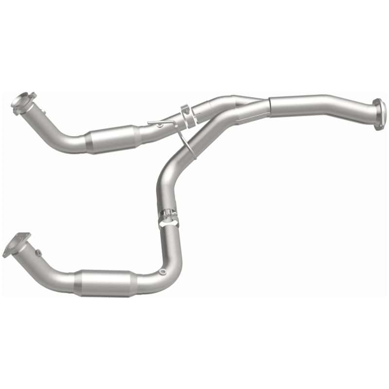 Magnaflow — Magnaflow 11-15 Chevrolet Silverado 2500 HD 6.0L Direct Fit Converter
California - view 5