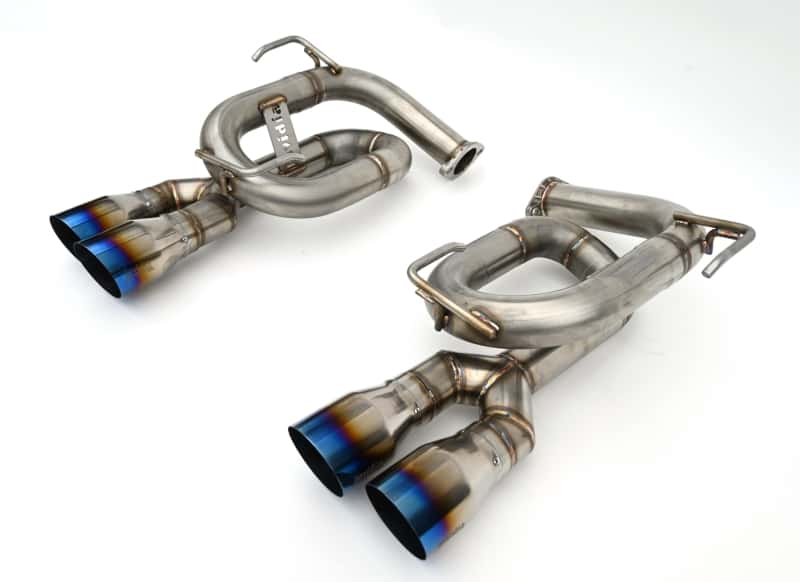 Invidia — Invidia 22+ Subaru WRX Twin Loop 3.5in. Single Layer T.I Tip Axle-Back Exhaust - view 1