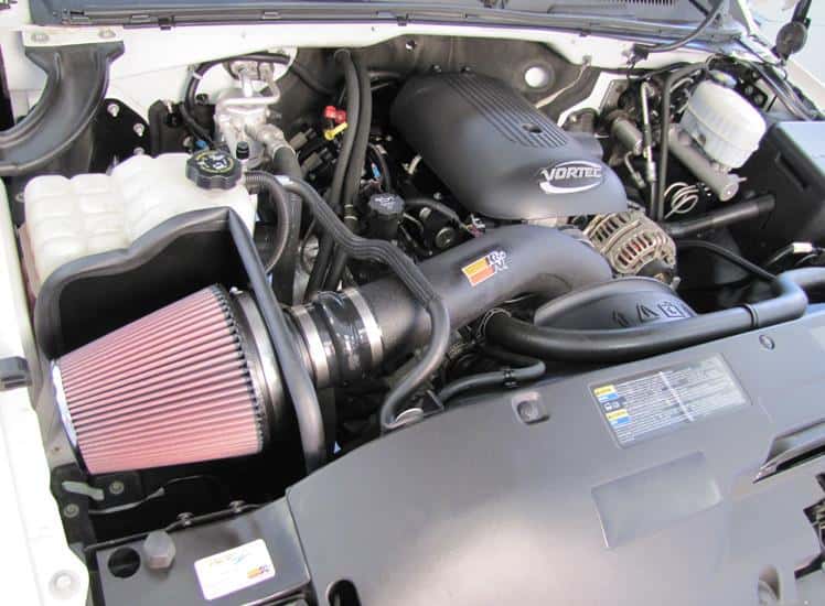 K&N Engineering — K&N 01-04 Chevy Silverado HD V8-6.0L Performance Intake Kit
Performance Air Inta
Air Intake System - view 3