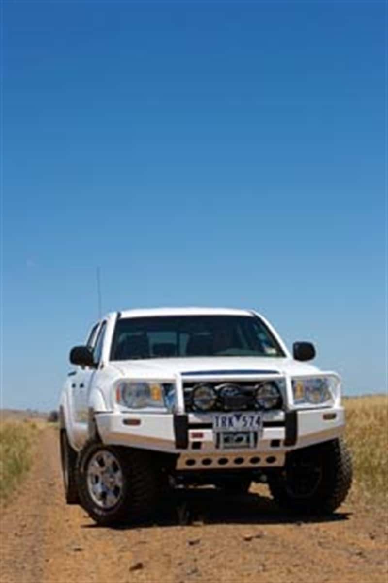 ARB — ARB Winchbar Toyota Tacoma 05-11 (Fit Kit NOT Included)
Winch Bumper - view 3