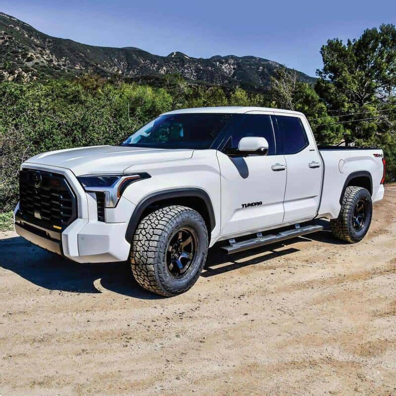 Westin — Westin 2022 Toyota Tundra Dbl Cab & Crew Max R5 Nerf Step Bars - Textured Black
Nerf Step Bars - view 4