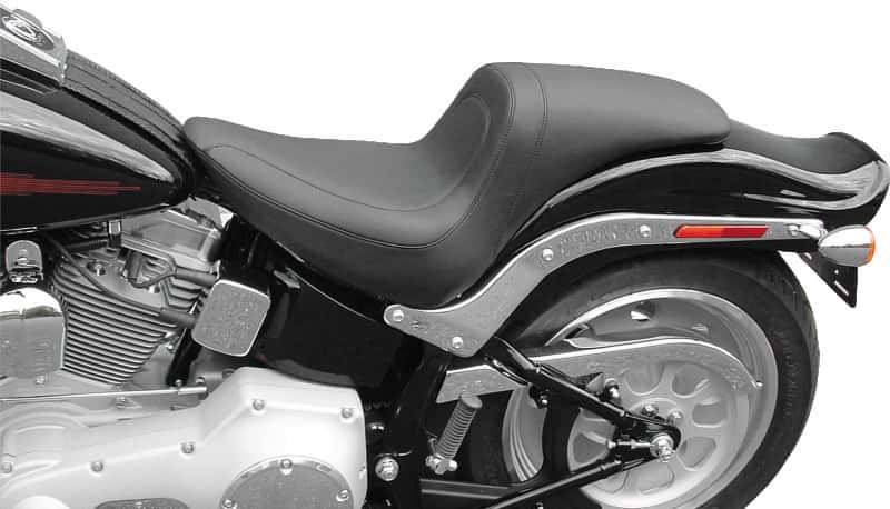Mustang Motorcycle — Mustang 06-17 Harley Softail Wide Tire (200mm) Fastback 1PC Seat - Black - view 2