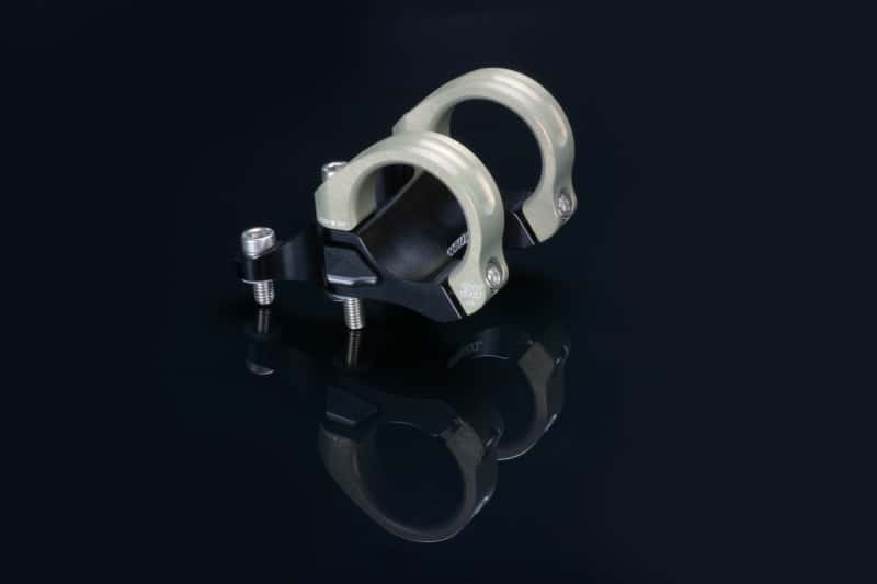 Renthal — Renthal Integra 35 Handlebar Clamp 45 mm./ +10 Rise - view 4