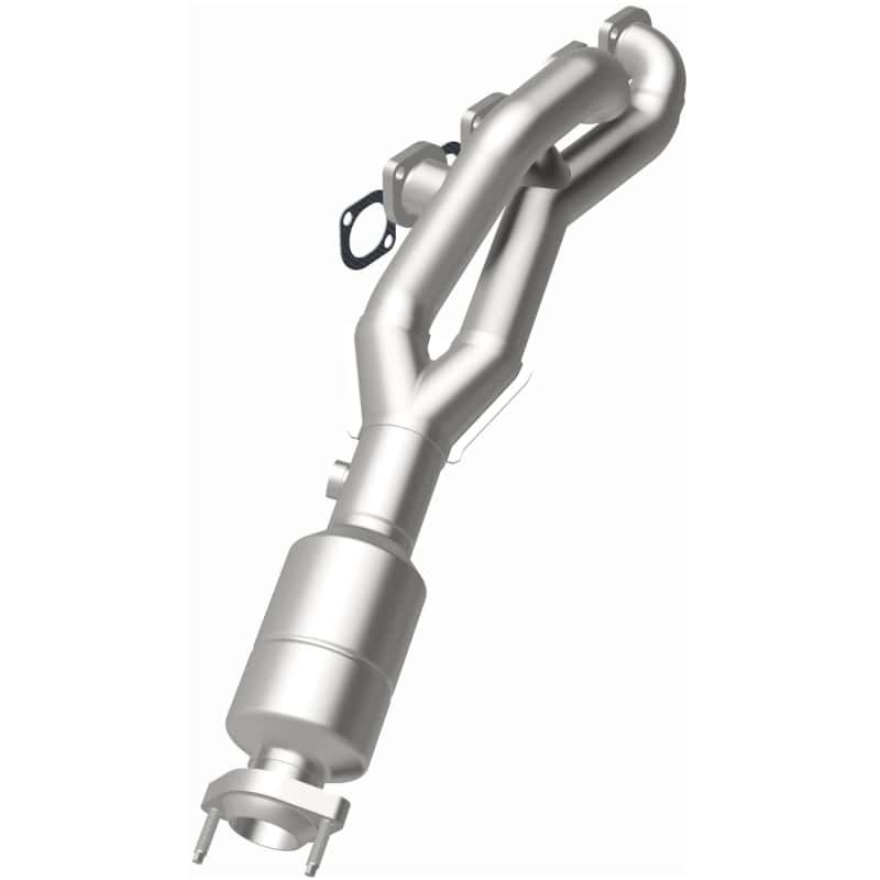 Magnaflow — MagnaFlow Conv DF BMW 99-03 540I 4.4L / 99-01 740I/740IL 4.4L California - P/S
California - view 4