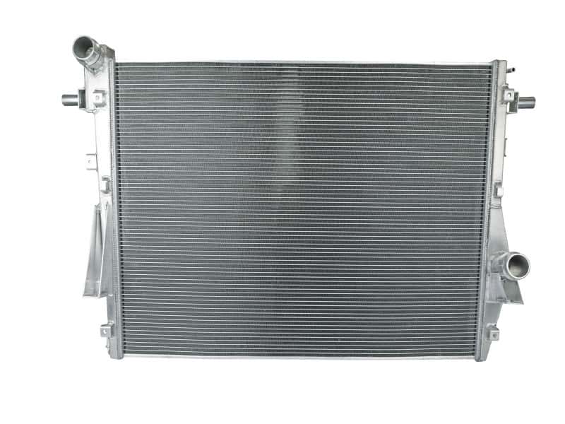 aFe — aFe 11-16 Ford F250/F350 Super Duty Power-Stroke V8 6.7L (td) BladeRunner Street Series Radiator
BladeRunner Radiator - view 2