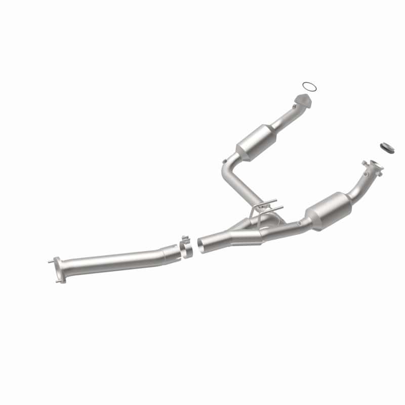 Magnaflow — Magnaflow 04-05 Chevrolet Express 1500 5.3L Direct Fit Converter
California - view 19