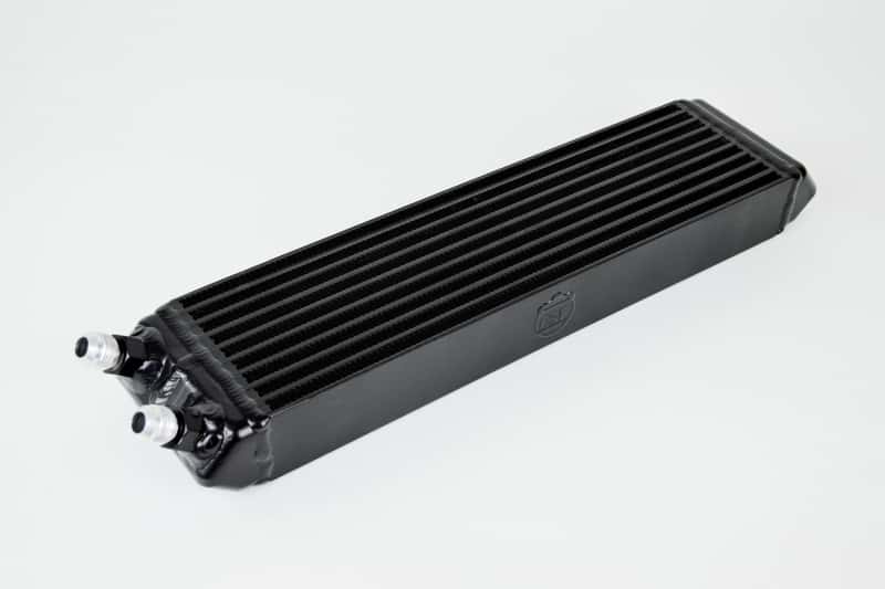 CSF — CSF Universal Dual-Pass Internal/External Oil Cooler - 22.0in L x 5.0in H x 2.25in W
CSF Oil Cooler - view 1