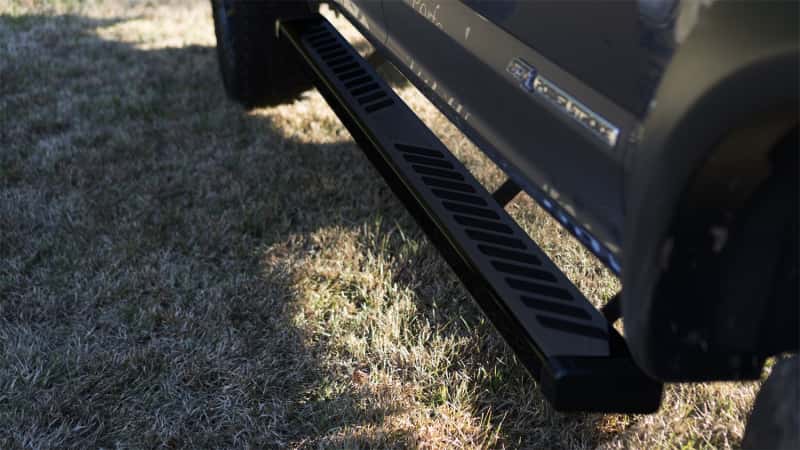 LUND — Lund 2019 Chevy Silverado 1500 Crew Cab Summit Ridge 2.0 Running Boards - Black
SUMMIT RIDGE 2.0 BLA
Running Board - view 5