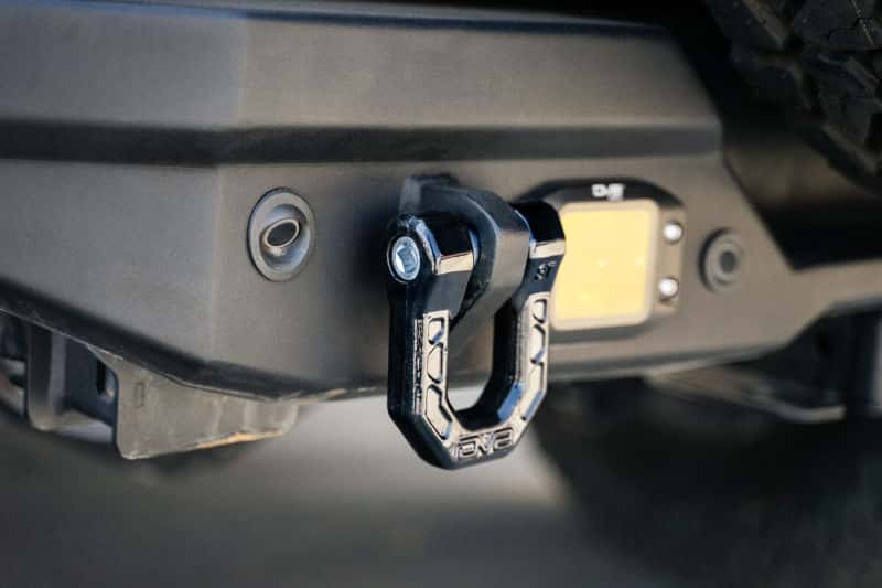 DV8 Offroad — DV8 Offroad Elite Series D-Ring Shackles - Pair (Black)
Black D-Rings - view 8