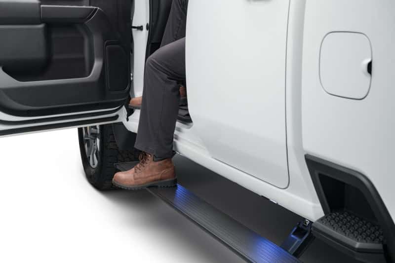 AMP Research — AMP Research 19-21 Chevy Silverado 1500 Crew Cab PowerStep Plug N Play - Black (w/OEM Illumination)
Power Running Board
POWERSTEP - view 19