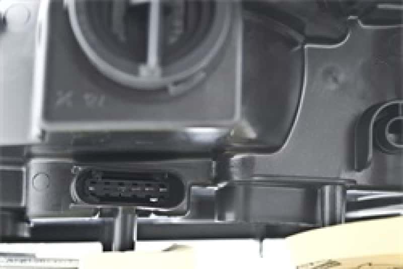 Hella — Hella 2008-2011 Mercedes-Benz ML320 Headlight Assembly - view 26