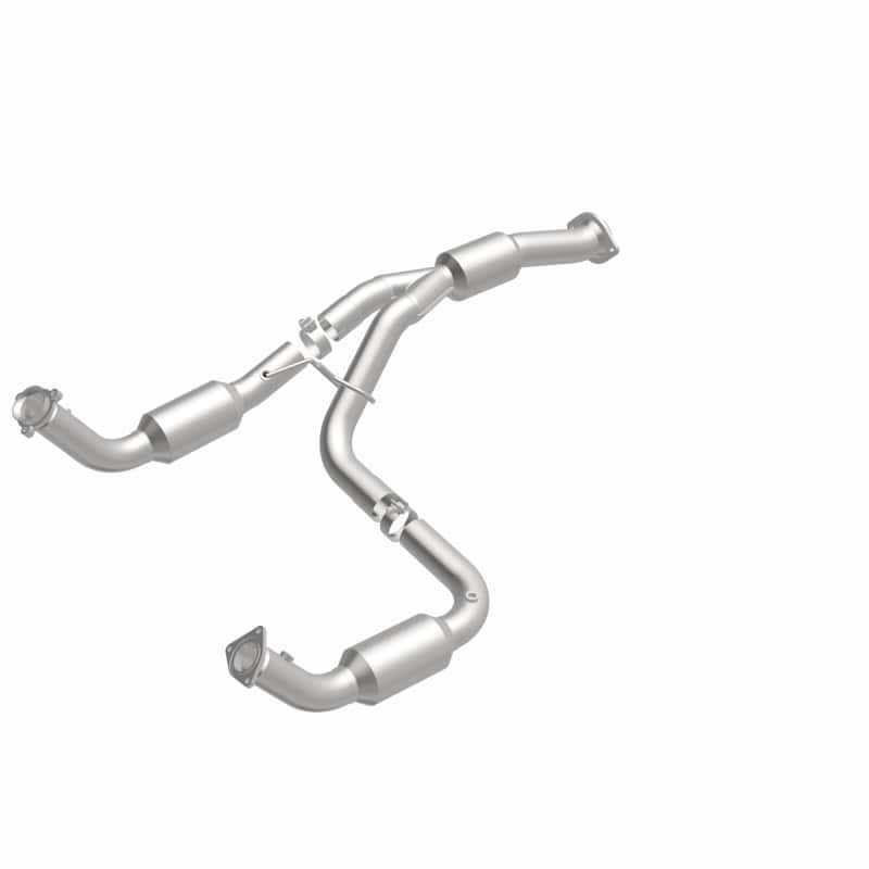 Magnaflow — Magnaflow 12-17 Chevrolet Express 3500 6.0L Direct Fit Converter
California - view 8
