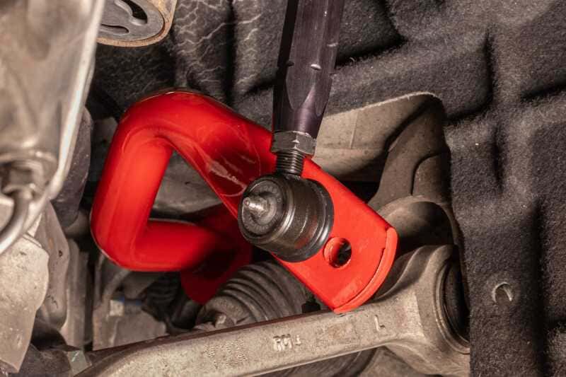 UMI Performance — UMI 16-24 Chevrolet Camaro Suspension Stabilizer Bar Link - Red
Sway Bar End Link - view 6