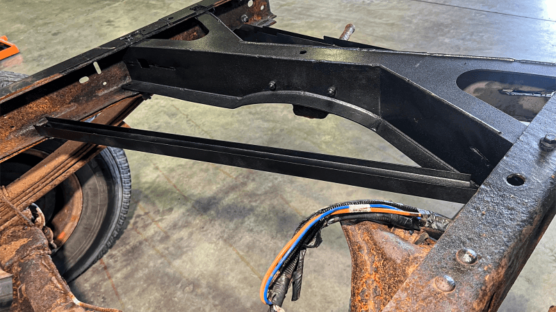 RustBuster — Rustbuster 1988-1998 Chevy C/K 1500/2500 Spare Tire Crossmember Support Piece - view 2